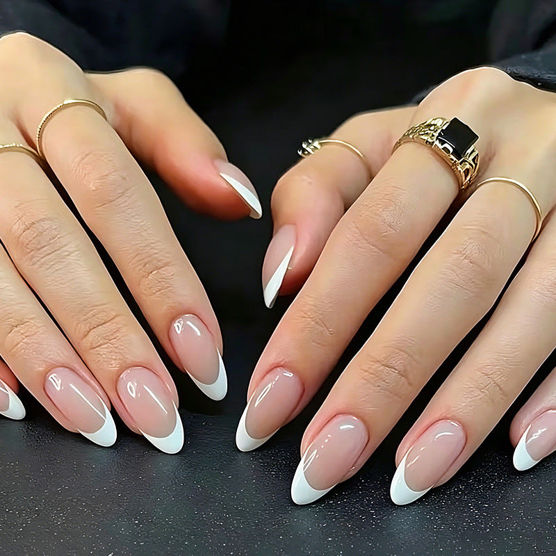 Siopsrl | Stylish artificial nails with elegant tips Siopsrl