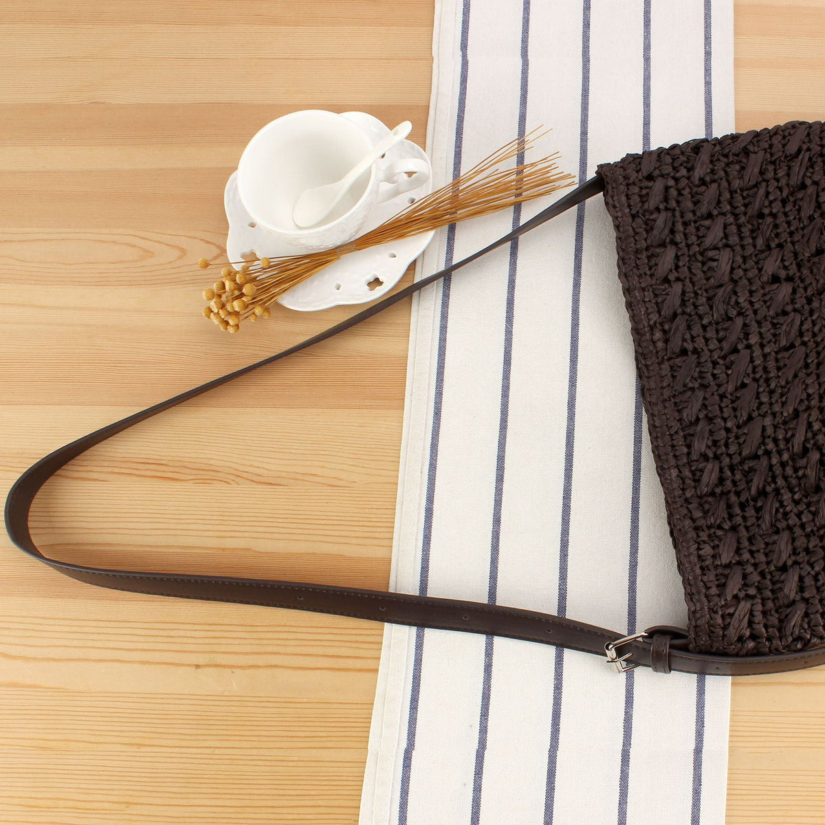 Siopsrl | Shoulder bag with modern macrame design Siopsrl