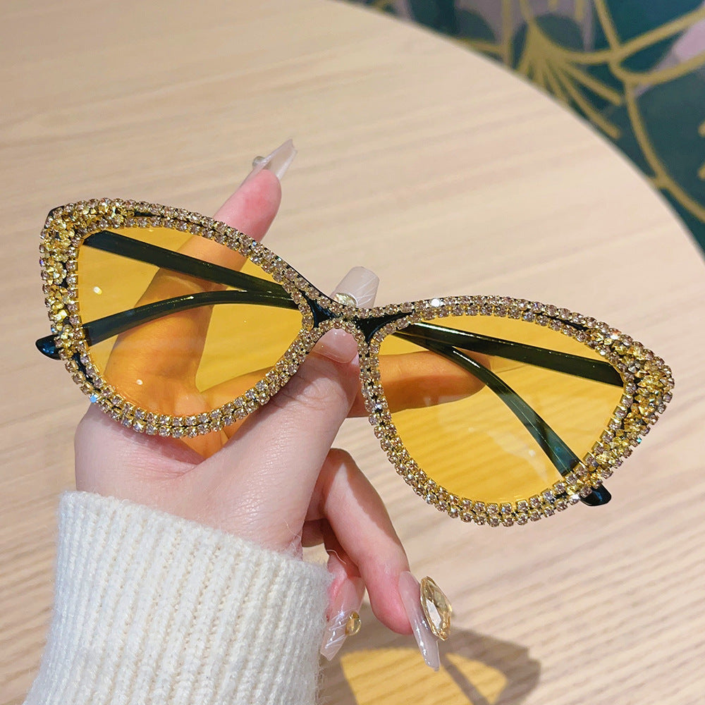 Siopsrl | Glamorous Rhinestone-Embellished Cat-Eye Sunglasses Siopsrl