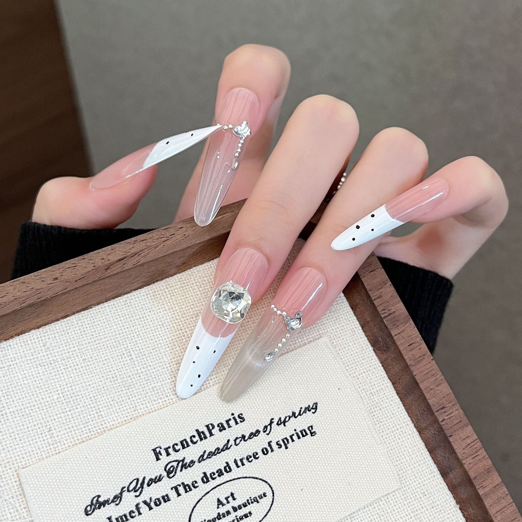 Siopsrl | Decorative Press-On Nails with Gem Accents Siopsrl