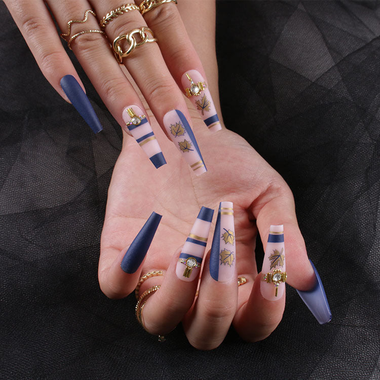 Siopsrl | Artificial nail set with elegant leaf design and matte finish Siopsrl