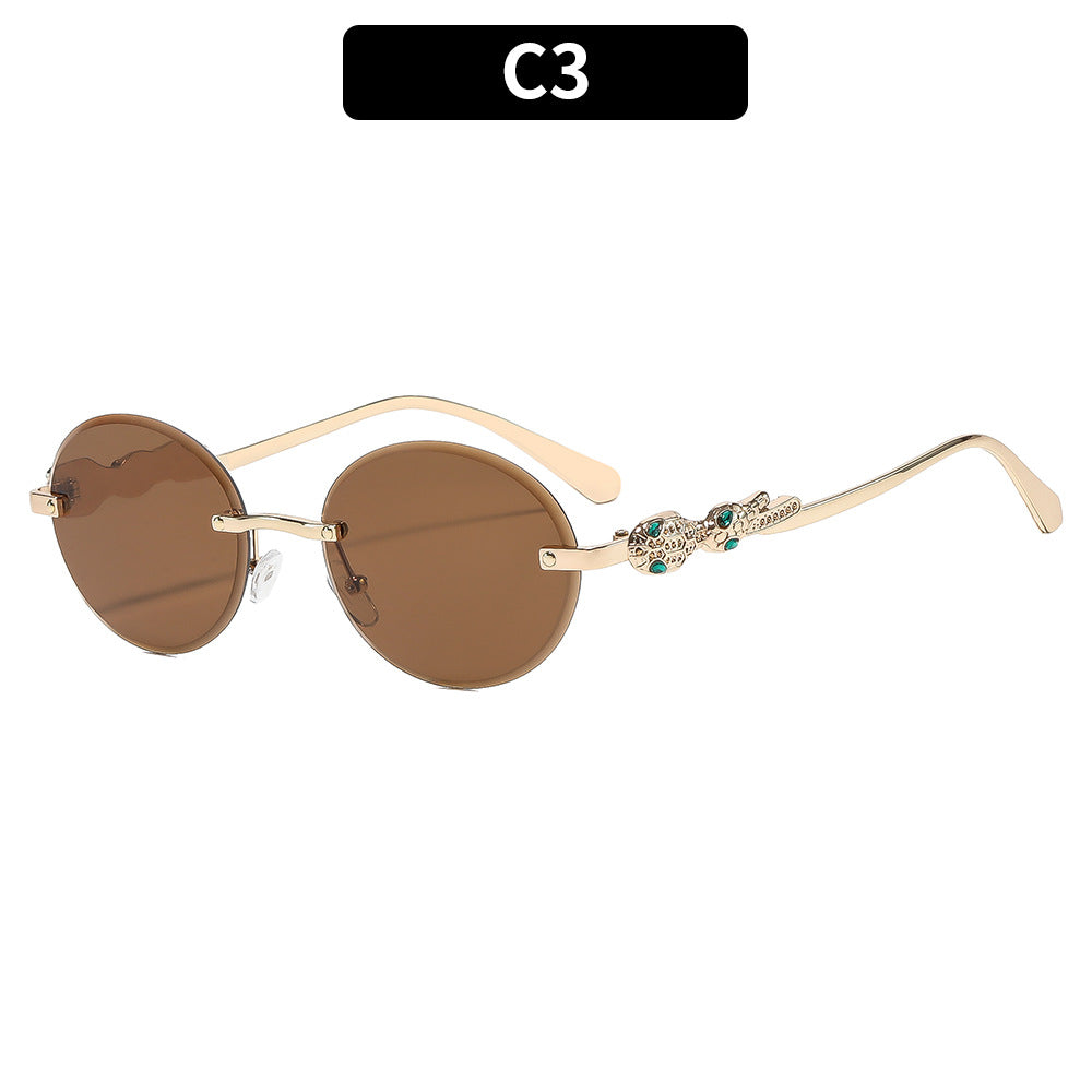 Siopsrl | Fashion-Forward Round Frame Sunglasses with Ornate Details