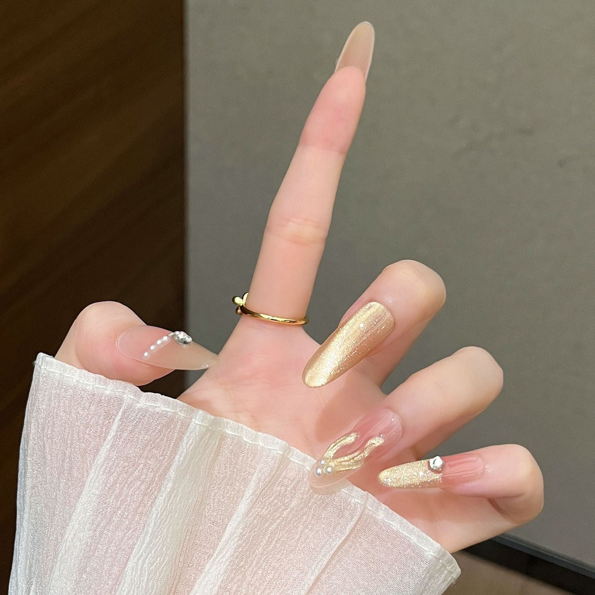 Siopsrl | Decorative Crystal-Embellished Press-On Nail Art Siopsrl