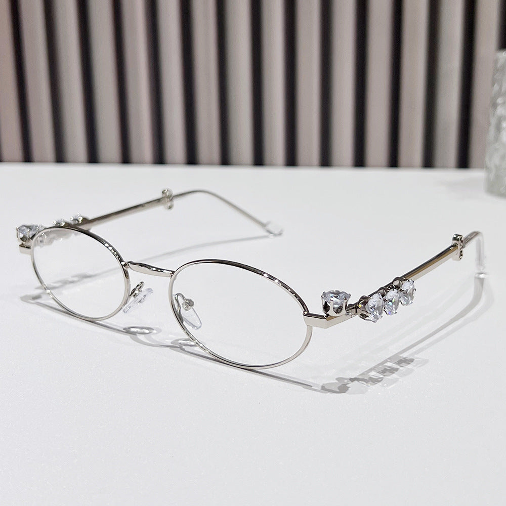 Siopsrl | Fashion-Forward Oval Sunglasses with Crystal Accents Siopsrl