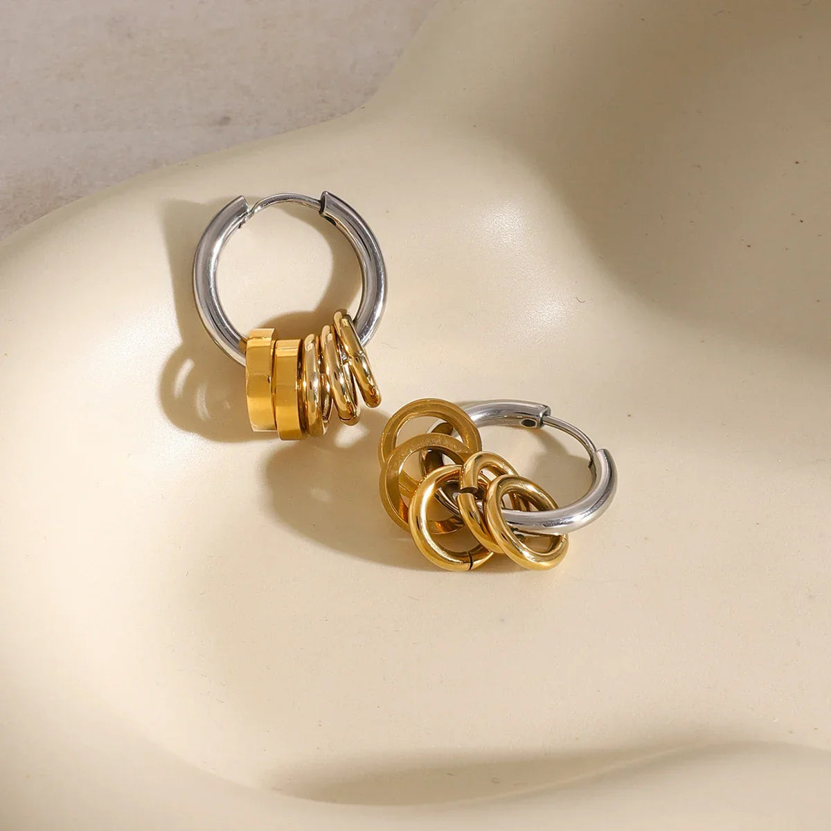 Siopsrl| Dainty Huggie Hoop Spiral Earrings