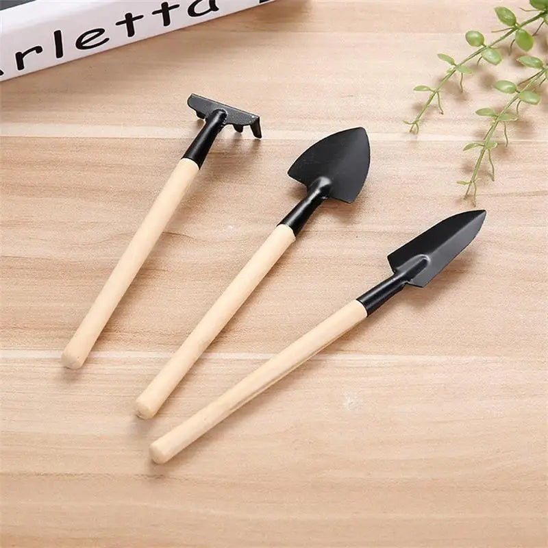 Siopsrl| 3-piece garden tool set with wooden handles – Handy shovel, rake, and hoe for garden maintenance