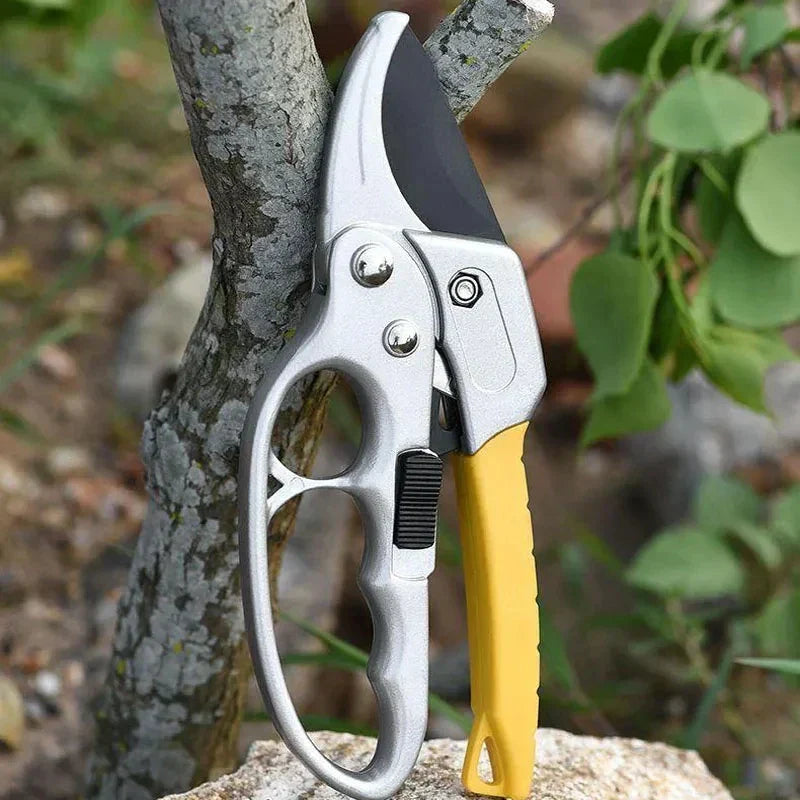 Siopsrl| Tree Wood Trimming Compact Gardening Hand Clippers