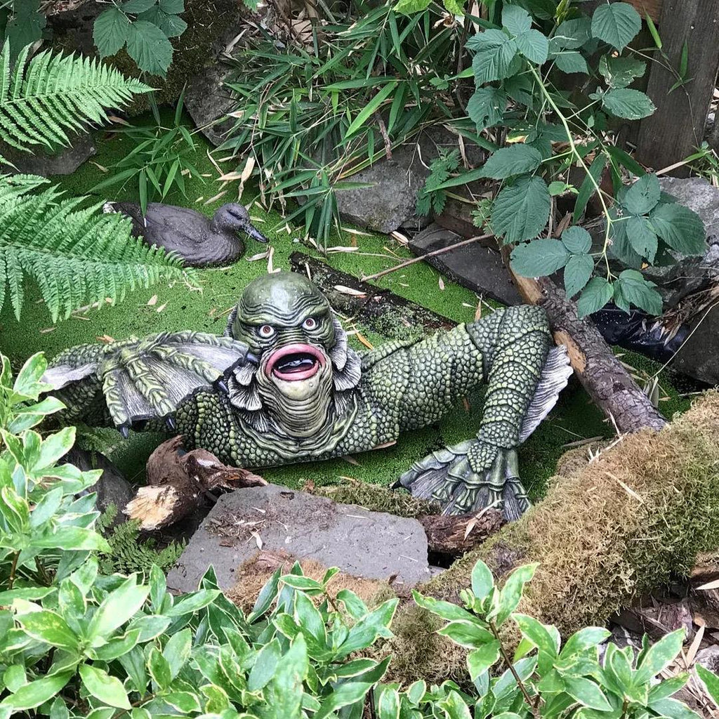 Siopsrl| Kreatur The Black Lagoon Grab sculptures Figure Garden building Outdoor ornaments Monster Statue Man Halloween Decoration