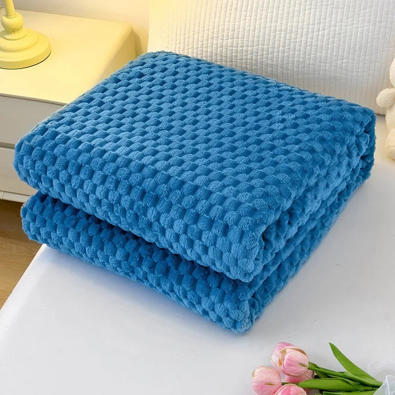 Siopsrl| CosyNest Fleece Blanket | Flannel Fleece Cuddle Blanket | Soft & Lightweight | Warm Sofa Blanket for Autumn & Winter | Gift Idea for Christmas