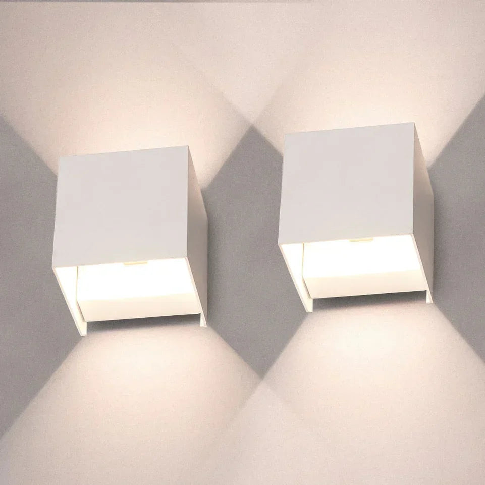 Siopsrl| Modern LED wall light in cube design