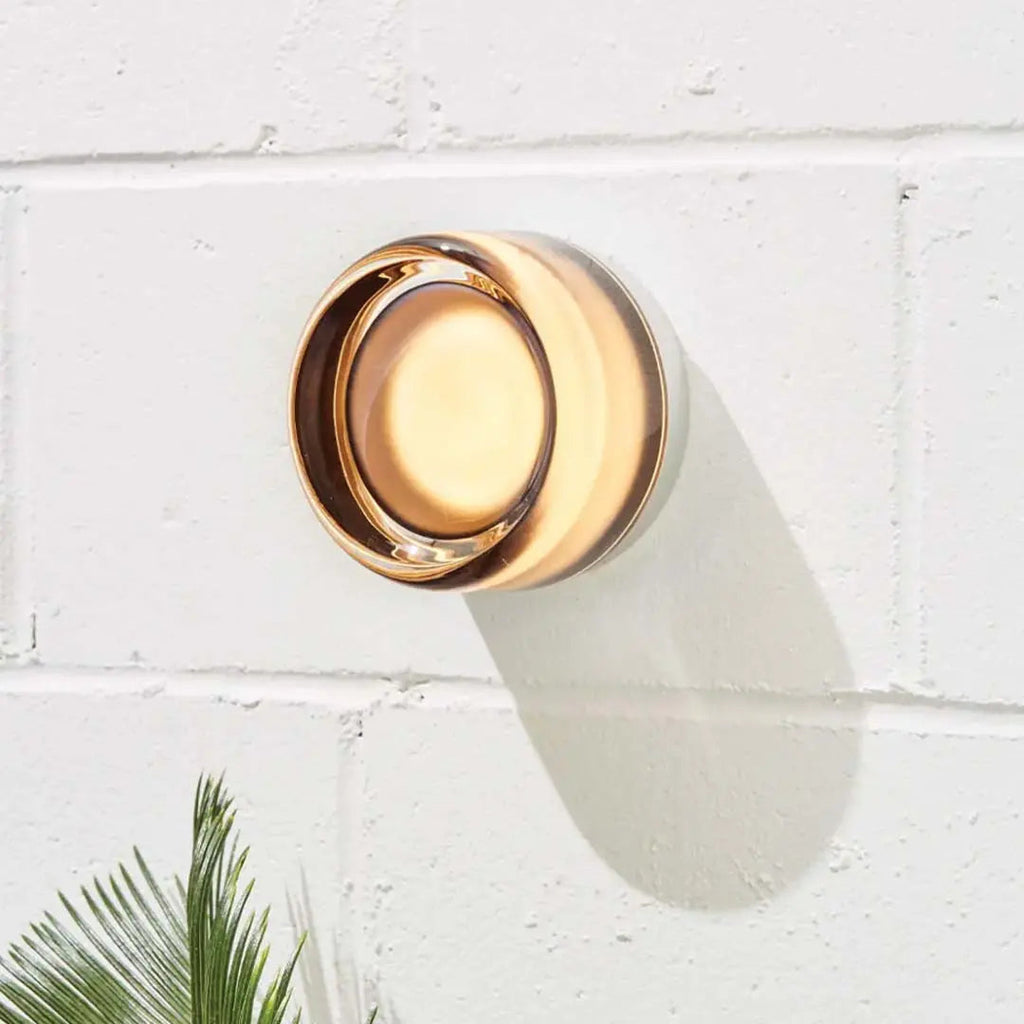 Siopsrl| – Elegant Wall Application for a Contemporary Interior