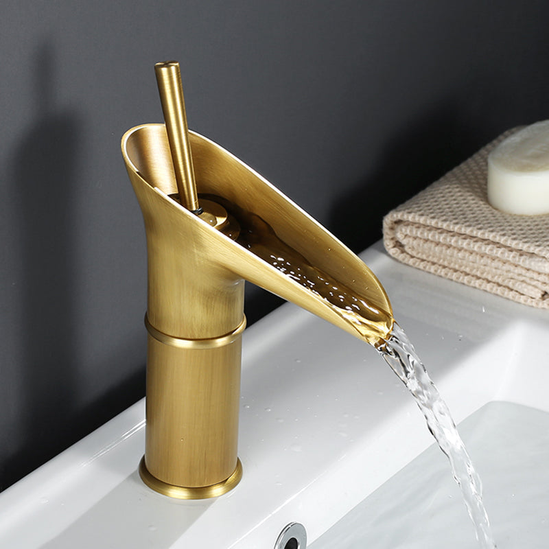 Siopsrl| Antique Brass Waterfall Basin Tap – Vintage Bathroom Mixer Faucet with Hot & Cold Control
