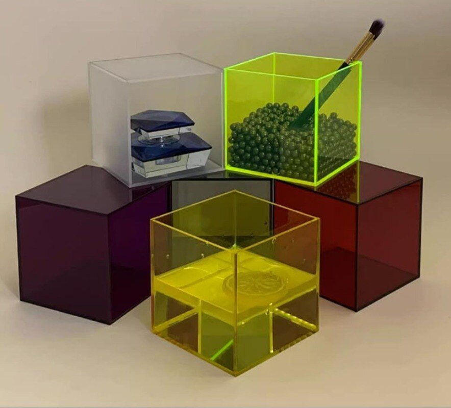 Siopsrl| Colorful Acrylic Display Box VitrinaLight – For Collectibles and Accessories