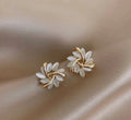 Siopsrl| Elegant and exquisite gold opal flower circle stud earrings