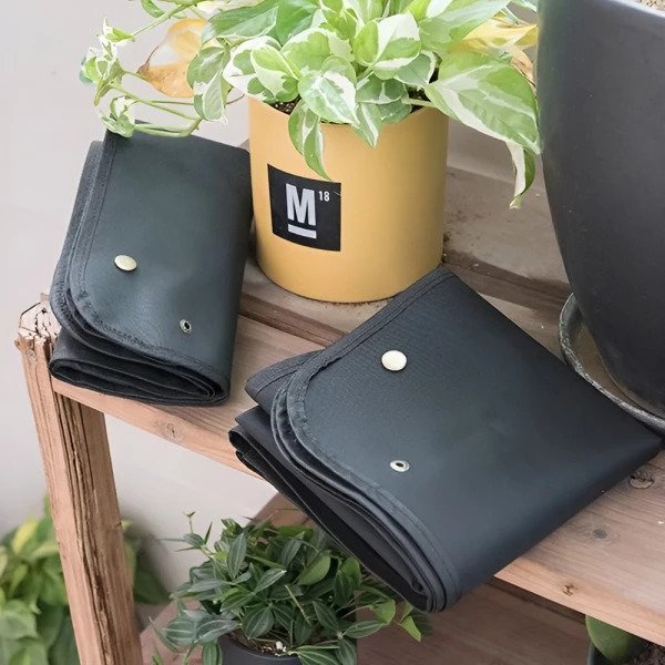 Siopsrl| GardenMat 2.0 – Waterproof Foldable Gardening Work Mat for Clean & Organized Planting