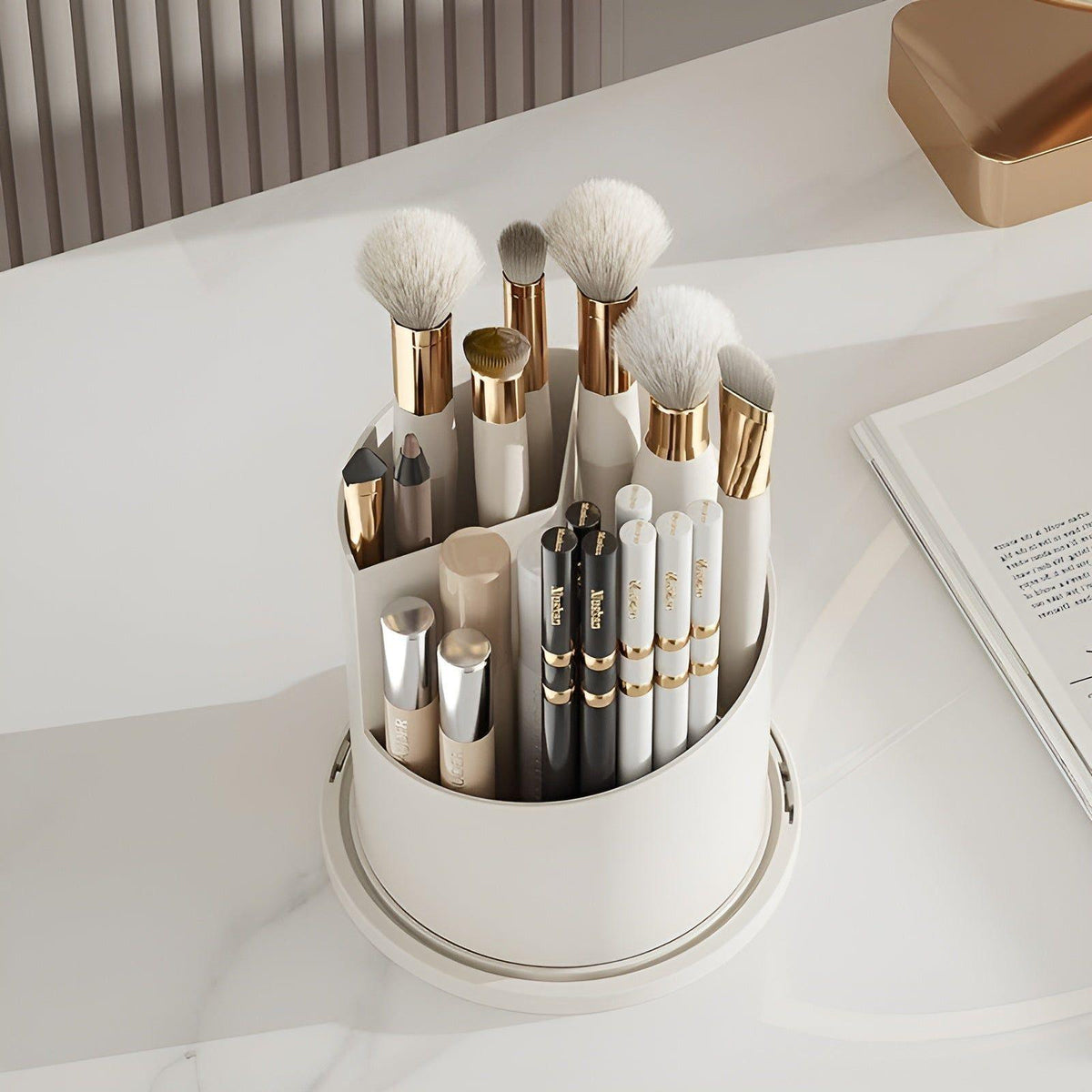 Siopsrl| Beauty SpinMate – 360° Rotating Makeup Brush Holder & Cosmetic Organiser with Dustproof Lid