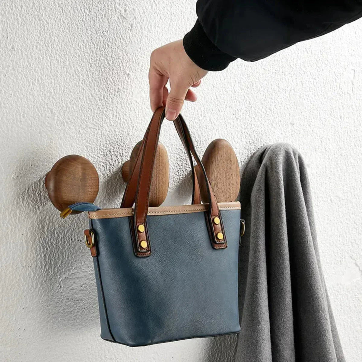 Siopsrl| Cozy accents with a natural character!