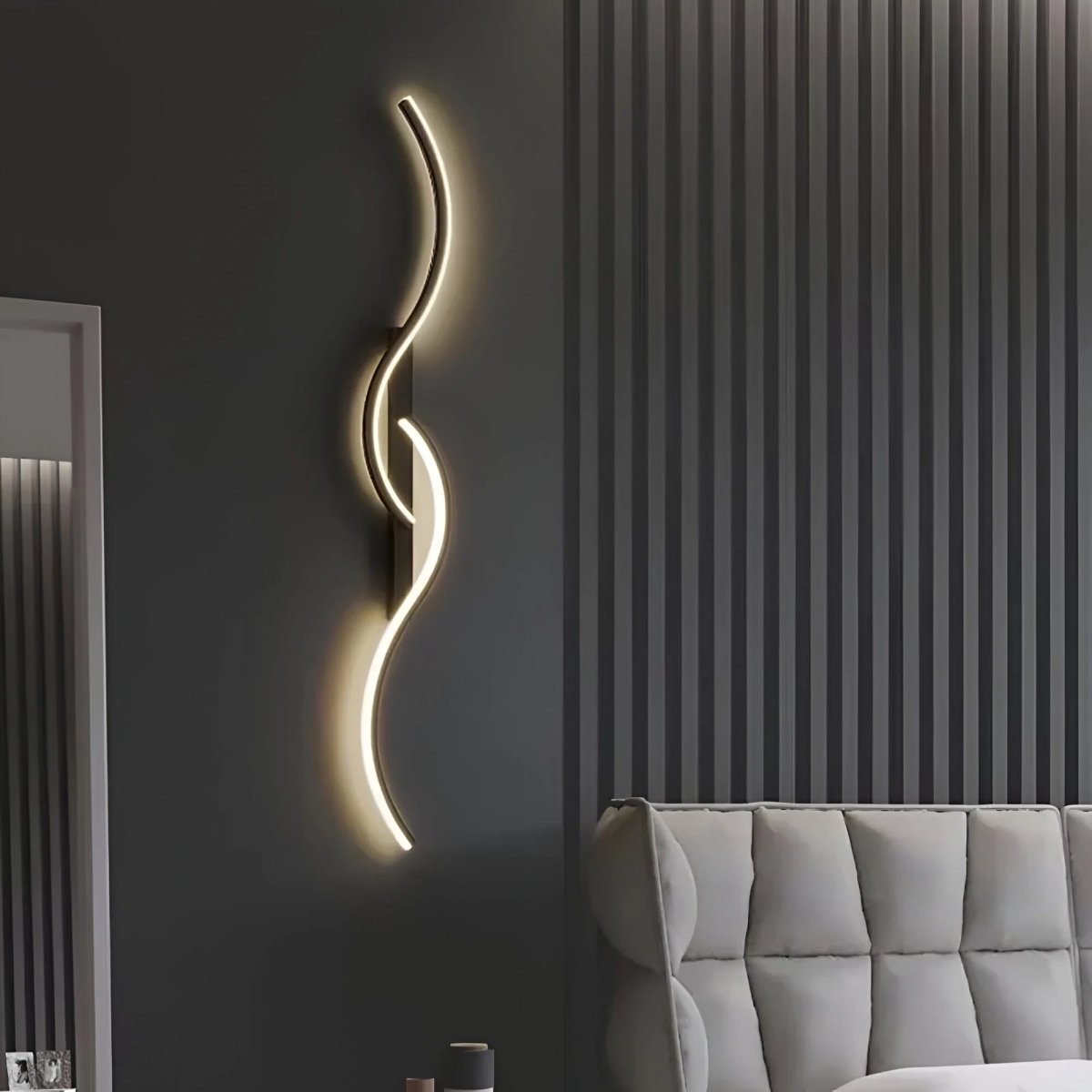 Siopsrl| LINEALUX – Curved LED Wall Sconce for Modern Ambient Lighting