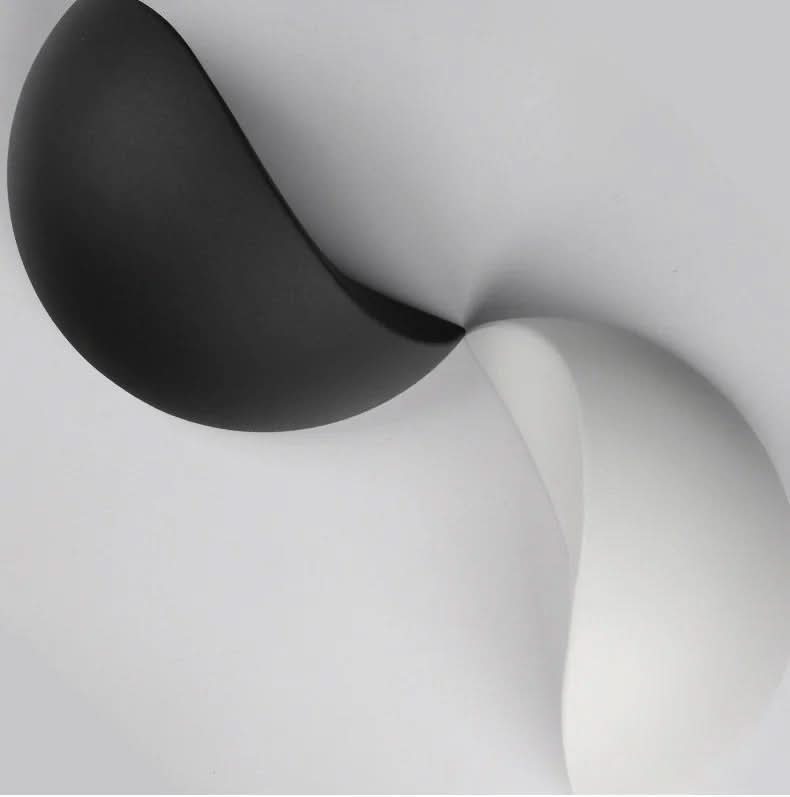 Siopsrl| Minimalist Half-Round LED Wall Light – Modern Indoor/Outdoor Lamp