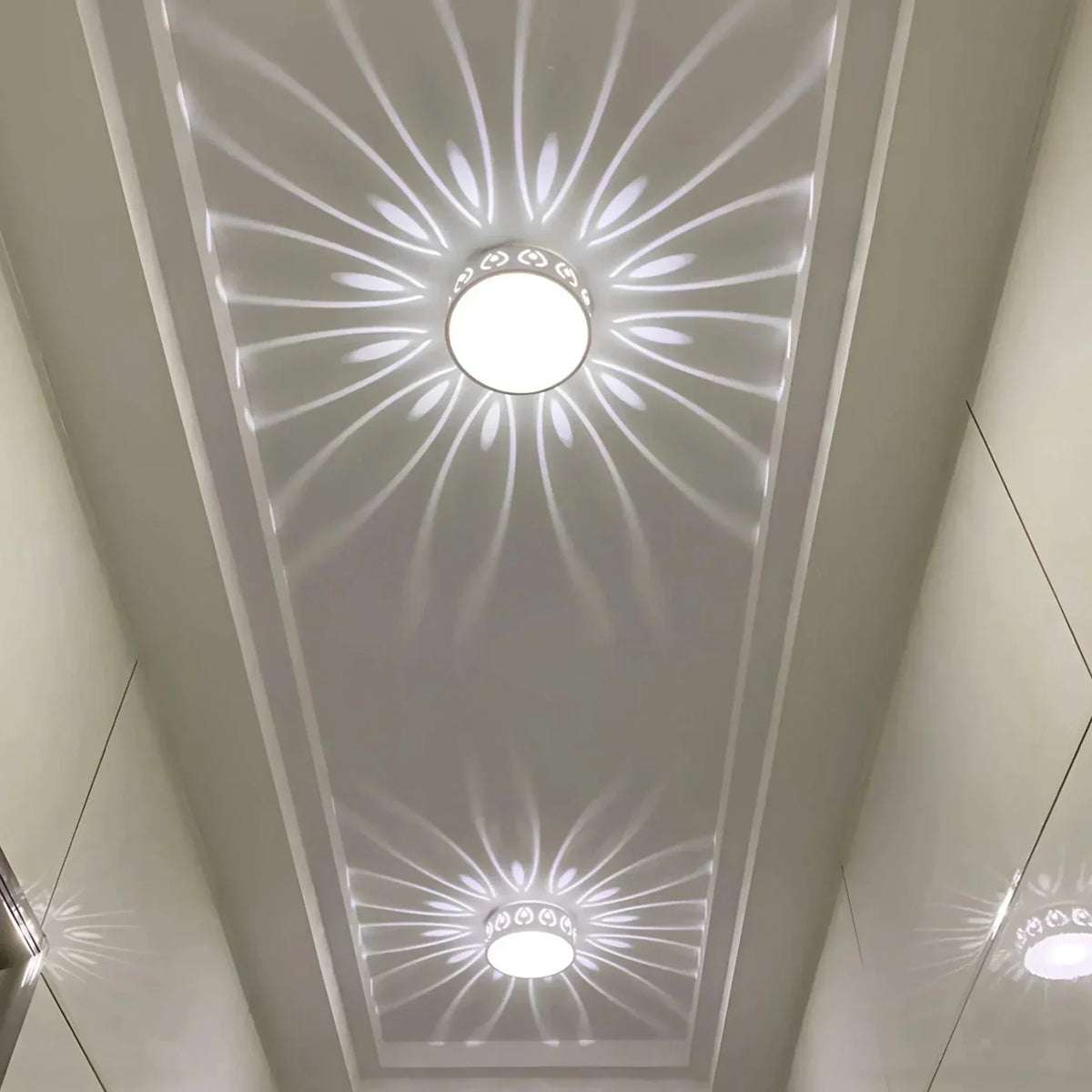 Siopsrl| GlowEnchant | Elegant ceiling lamp for stylish spaces