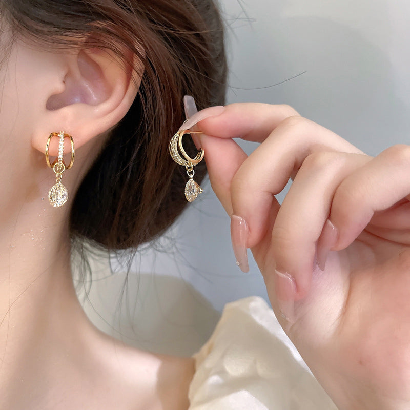 Fashion Diamond Crown Earrings