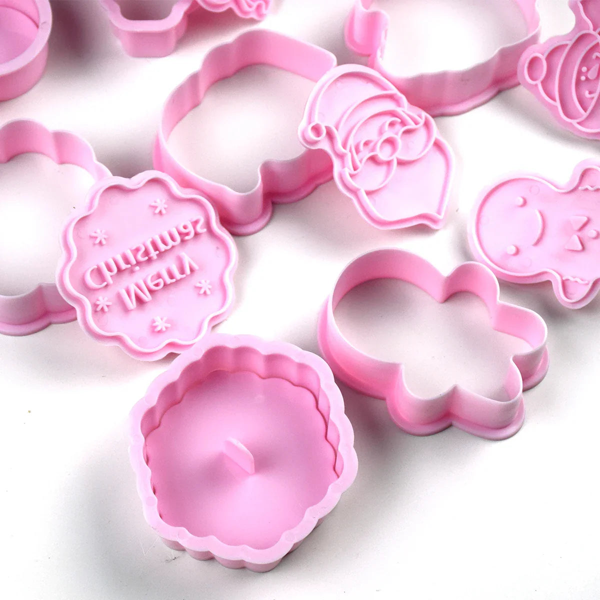 SantaCut – Set of 8 Festive Cookie Cutters