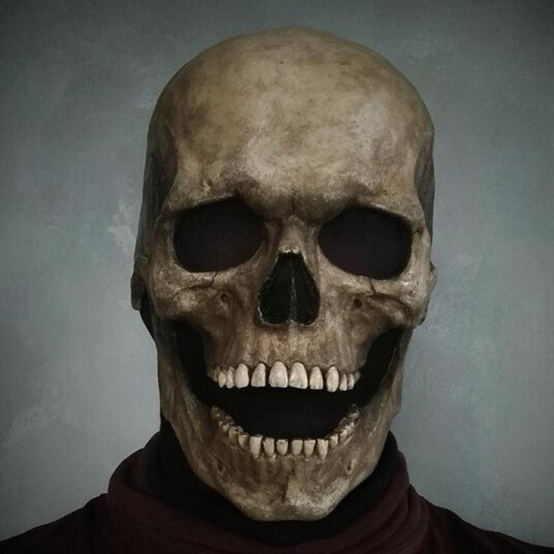 Skeleton Mask - With this you'll have the creepiest face in the world!