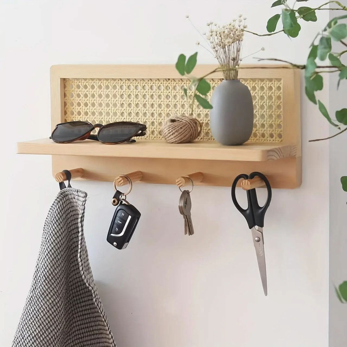 Siopsrl| Rustic Wooden Wall Shelf with 4 Hooks
